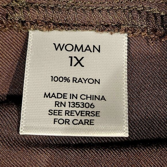 White Stag Button Up Top - Picture 5 of 9